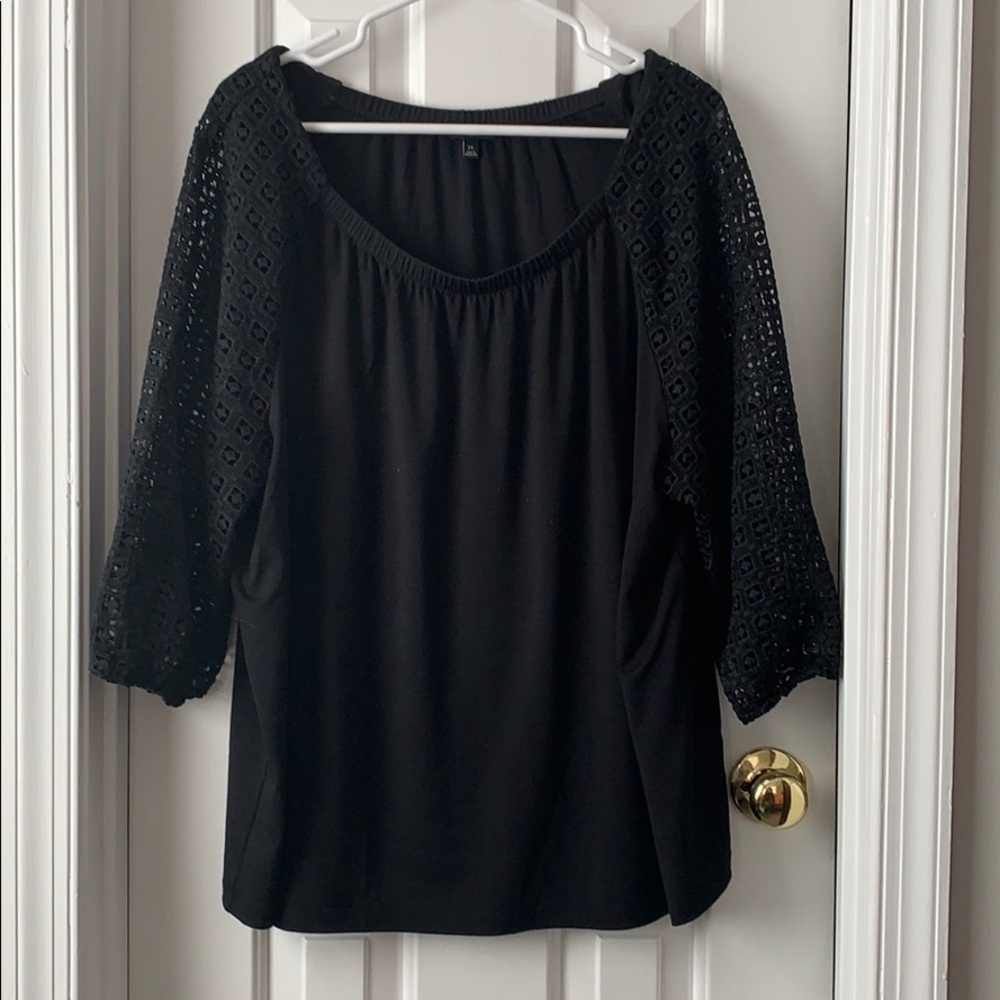 Talbots 2x black knit top w/open pattern sleeves